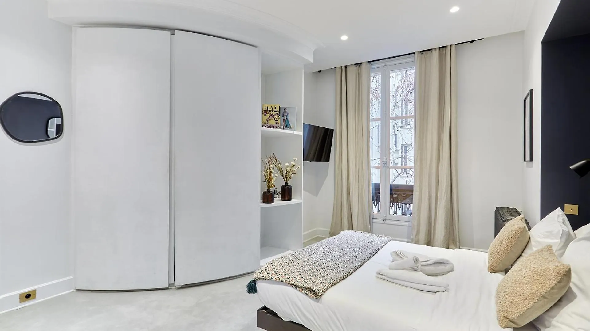 Apartment Louvre By Studio Prestige Paris