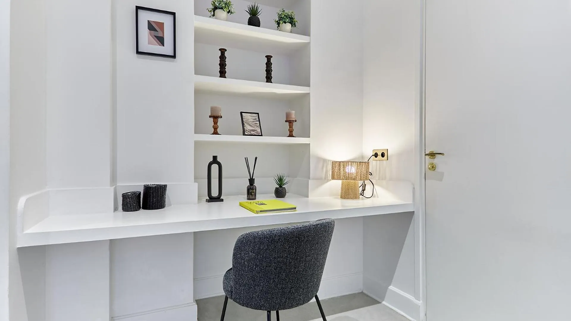 Apartment Louvre By Studio Prestige Paris