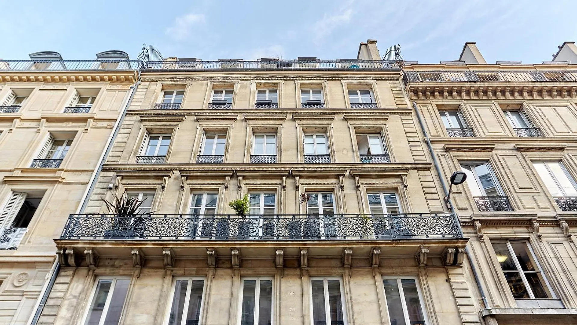 Apartment Louvre By Studio Prestige Paris